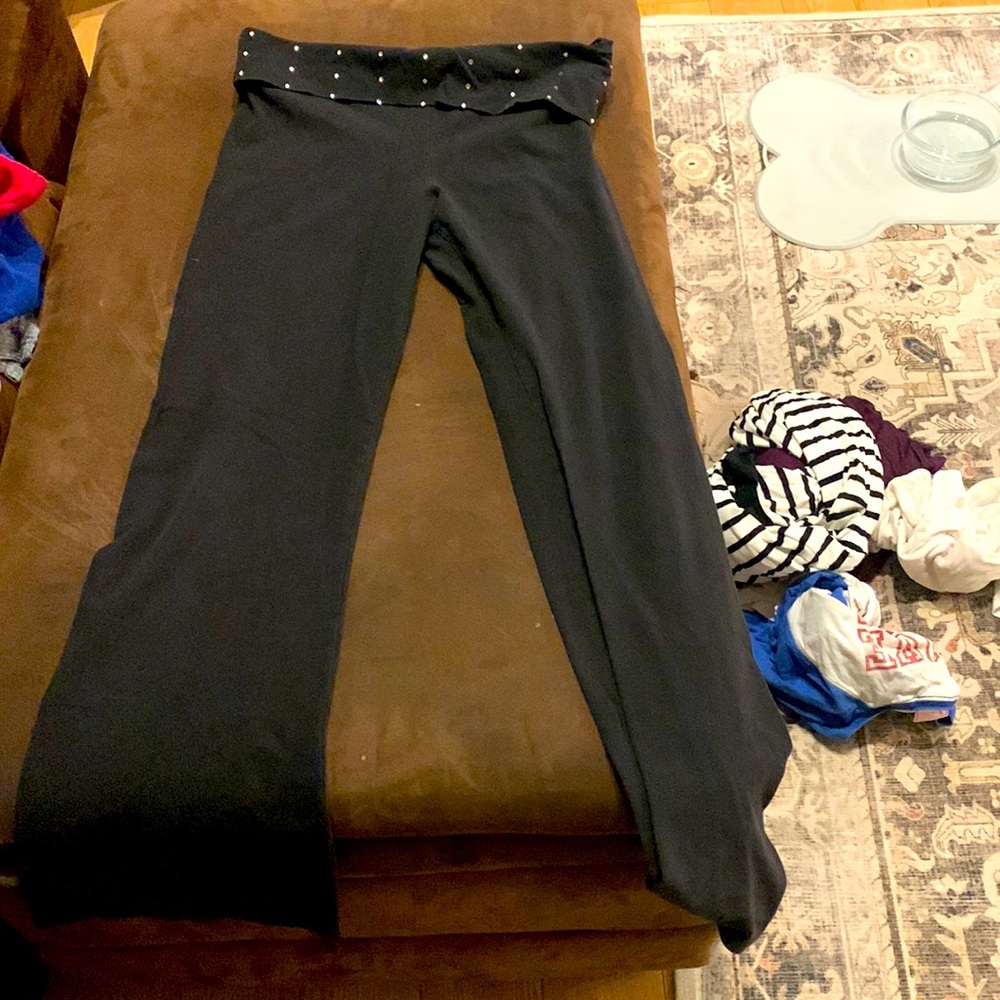 Victoria secret black yoga pants with finest ones